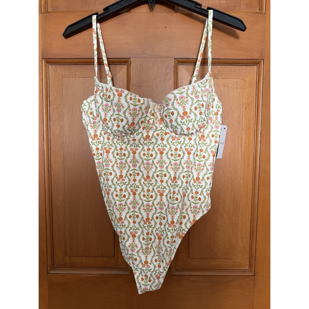 Women's Solid & Striped Floral Underwire One Piece Swimsuit High Leg Cheeky M